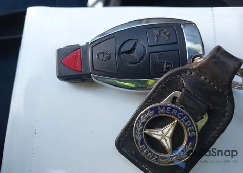 2002 Mercedes-Benz G 500 z USA, uszkodzony, nr VIN WDCYR49E12X130257